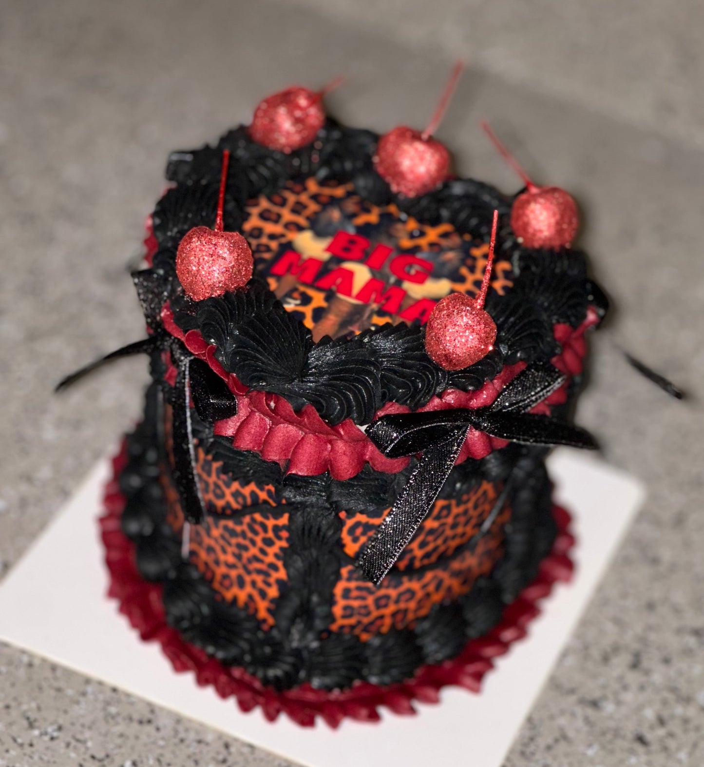 Mini Cake (Heart 4”)